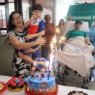 Hospital atende pedido e leva paciente para ver o mar e comemorar aniversário do filho